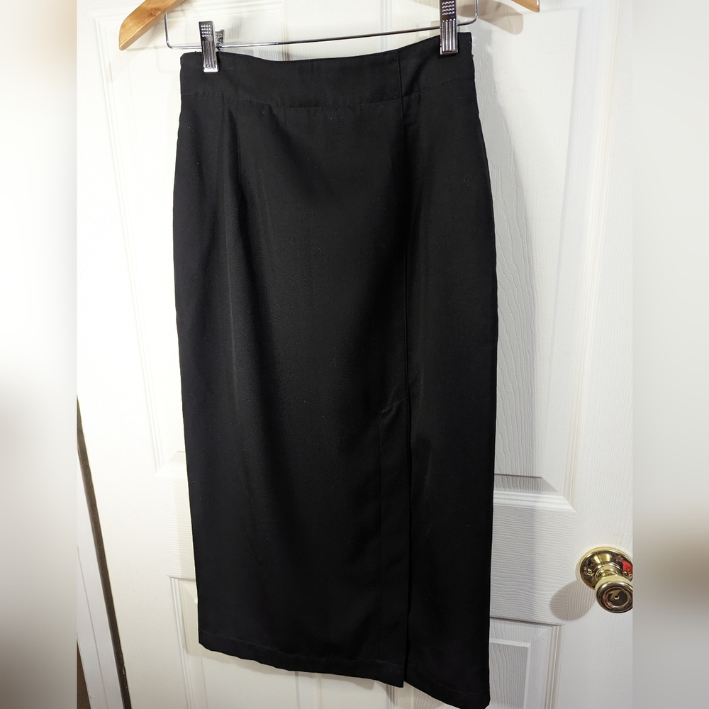 Liz Sport Vintage black pencil skirt front slit size 4